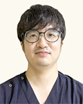 西平 知晃