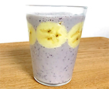 バナナ・ブルーベリー・ヨーグルトのフローズンスムージー