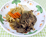 野菜たっぷり! 県病院のすき焼き